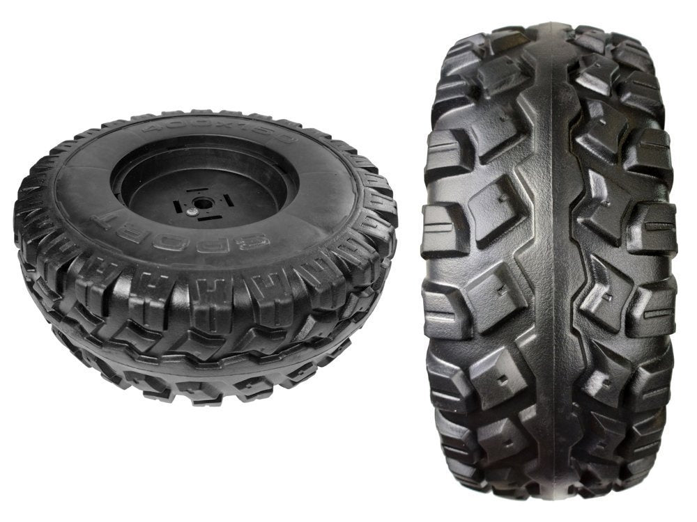 Traktor s přívěsem, hrabicemi a cisternou – červený