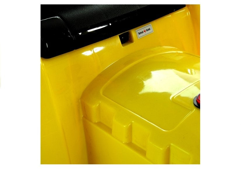 Dětský traktor na akumulator s pohyblivou lžící a pilotem žlutý