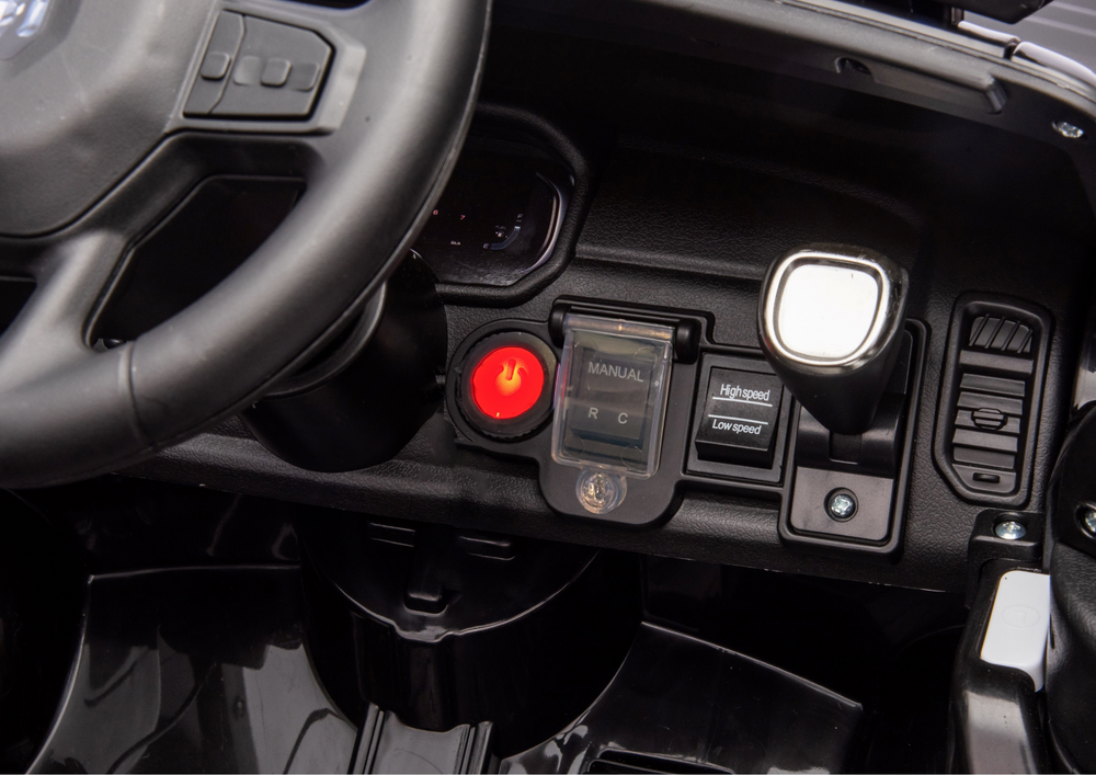 Elektrické auto na akumulátor policejní Dodge Ram černé