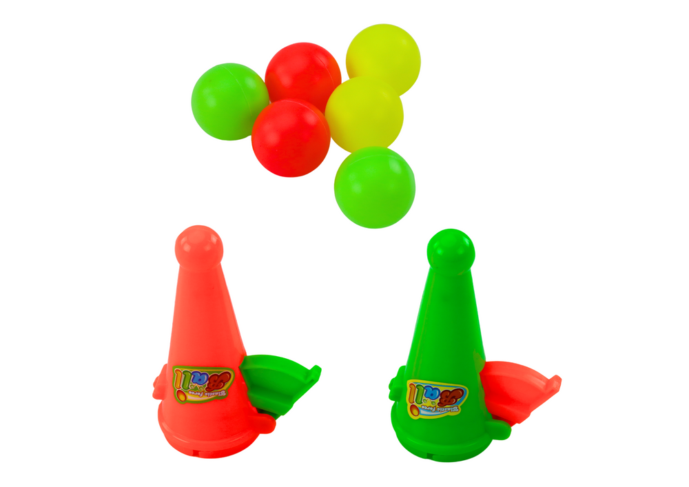 Hra na chytání míčků s košíčky a katapultem pro 2 hráče