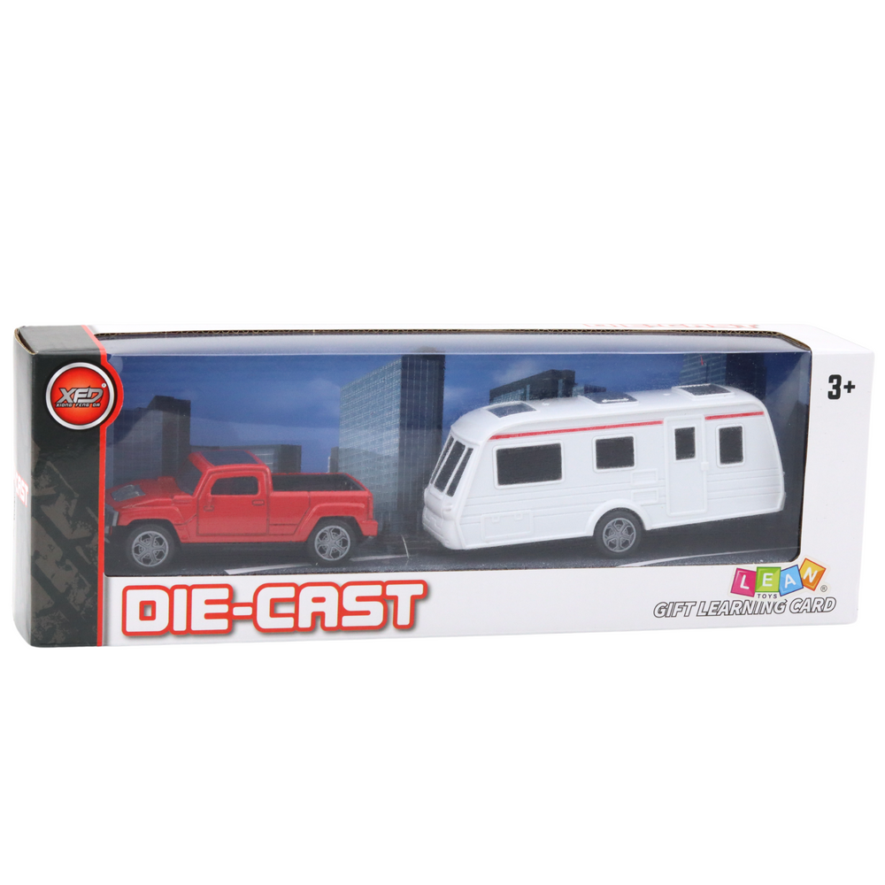 Kovový terénní vůz s kempingovým přívěsem červený