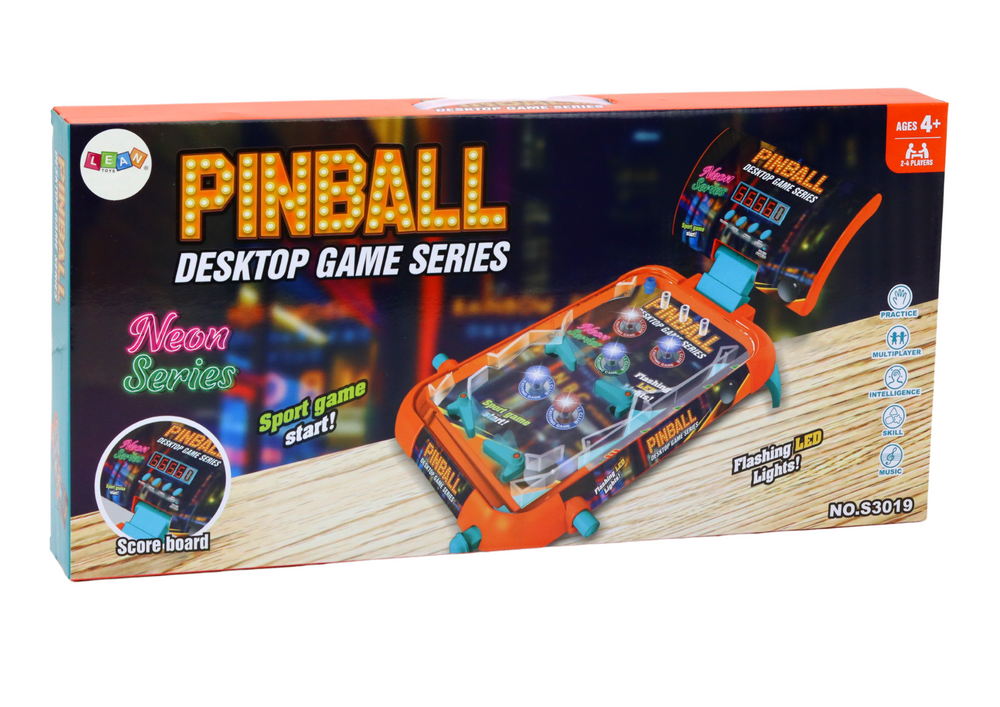 Pinball hra se světelnými a zvukovými efekty a tabulkou skóre