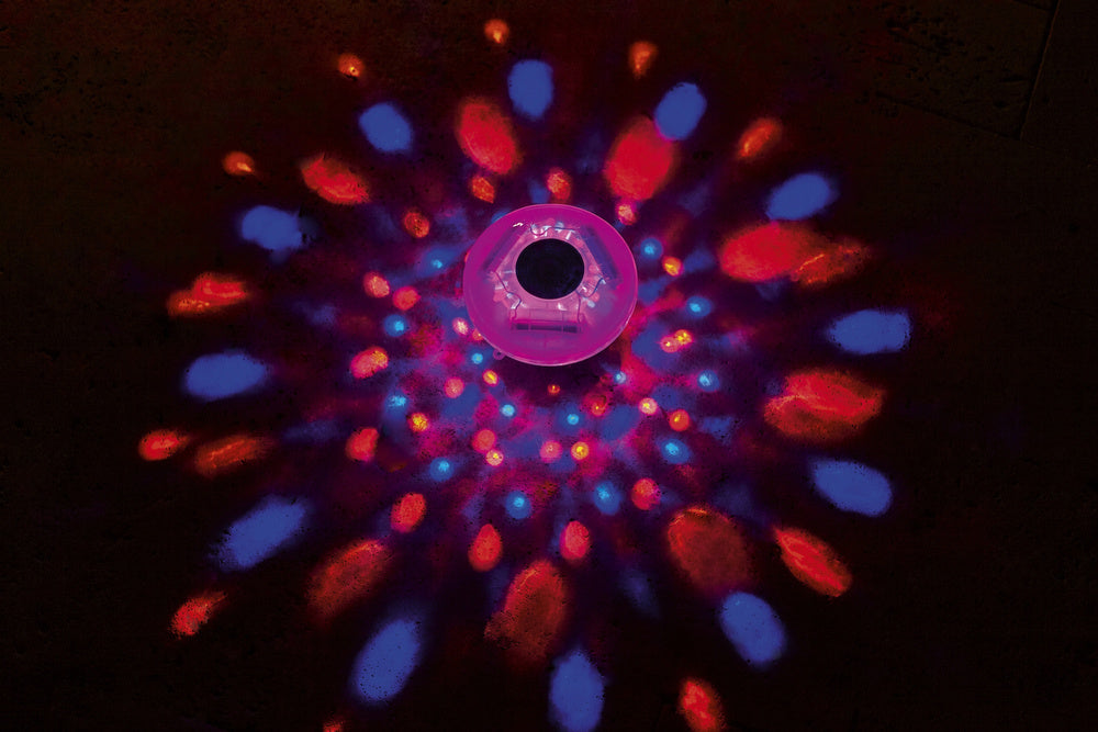 Plovoucí LED lampa do bazénu na baterie – Bestway 58419