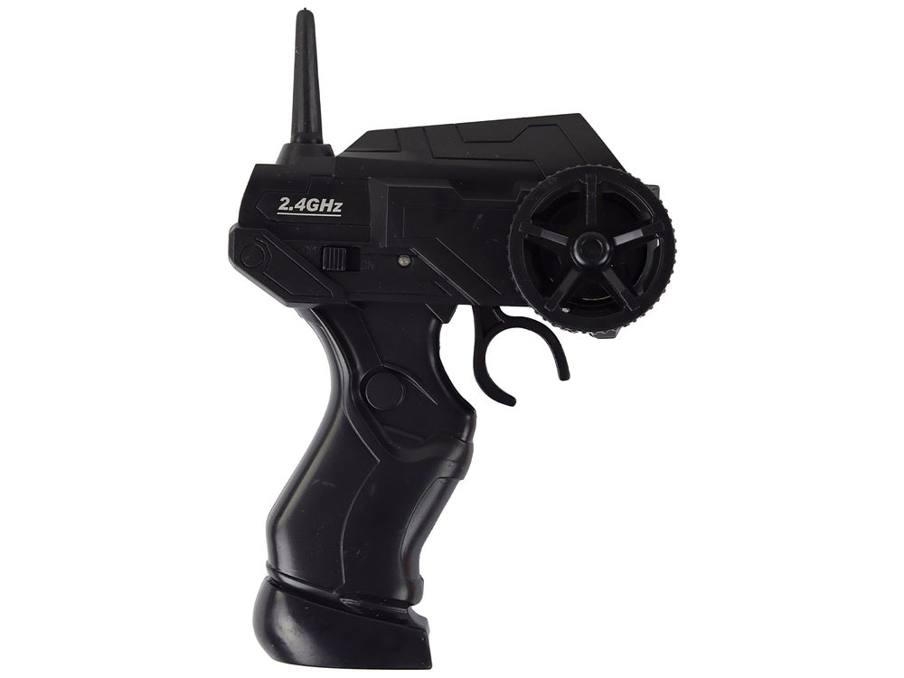 Sportovní auto na dálkové ovládání 1:24 – s výměnnými koly