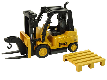 Remote Controlled Forklift Truck 360 Degree Rotation Yellow Pilot