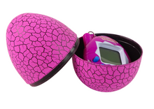Tamagotchi v růžovém vajíčku – elektronický mazlíček