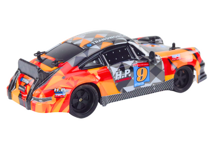 RC auto na dálkové ovládání 1:18 s gumovými koly – oranžové