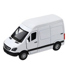 Kovové dodávkové auto s pull-back motorem a světly – bílé 1:32