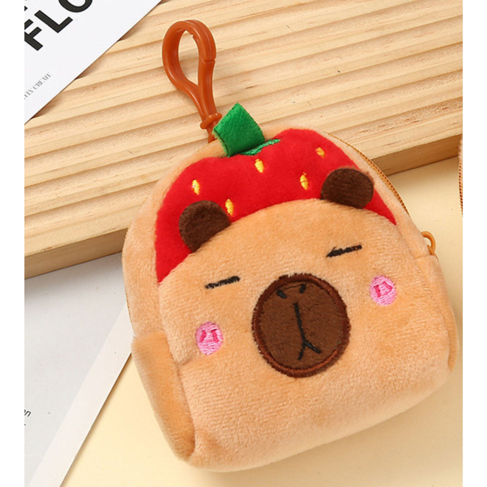 Plyšová peněženka s karabinou Kapybara Jahoda červená 9,5 × 8 cm