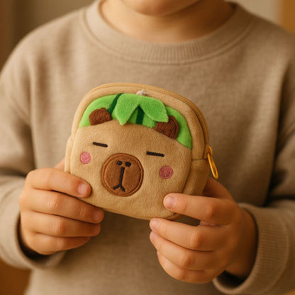 Plyšová peněženka s klíčenkou Kapybara meloun zelená 9,5 × 8 cm