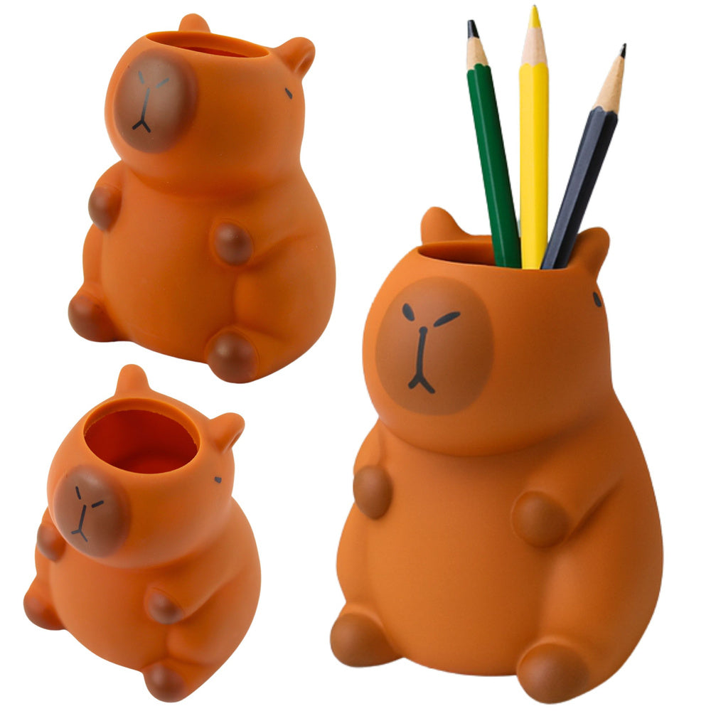 Stojánek na tužky Kapybara – hnědý organizér 10 cm