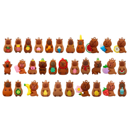 Capybara figurka s přívěskem a kartami v plechovce – překvapení