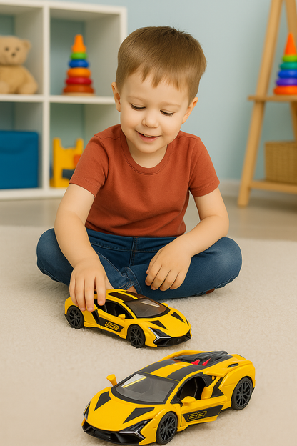 Závodní autíčko se zpětným natahováním a otevíracími dveřmi – žluté 1:32