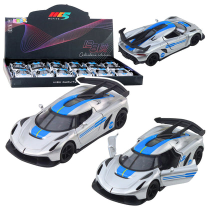 Sportovní auto kovové s otevíracími dveřmi 1:32 – stříbrné