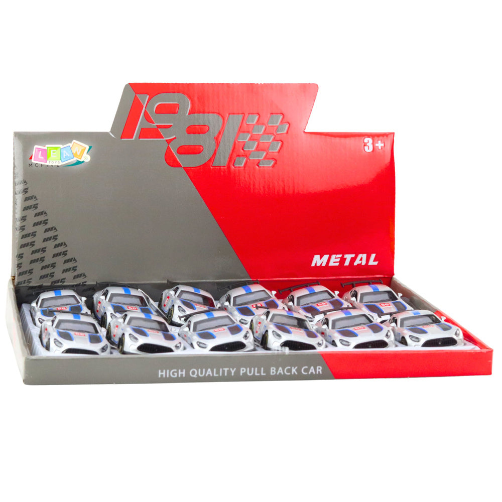 Kovové závodní auto s otevíracími dveřmi 1:43 – stříbrné