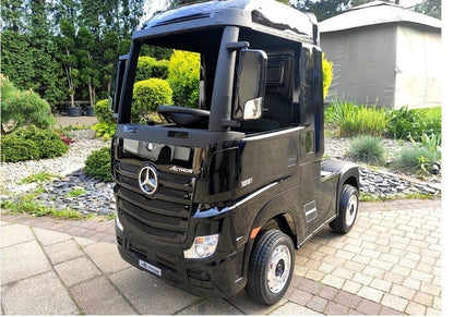 Electric Ride-On Car Mercedes Actros Black Painted MP4