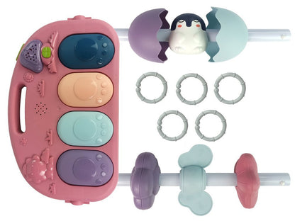 Hrací deka s pianinkem, chrastítky a zrcátkem – růžová