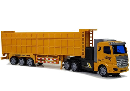 Truck with Large Trailer Remote Control 27 Mhz 1:48 Yellow