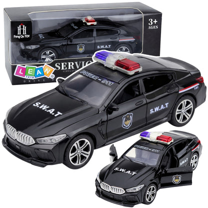 Auto speciální jednotky SWAT s otvíracími dveřmi a zvuky