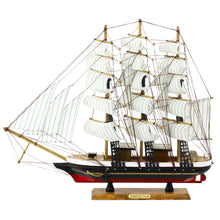 Dekorativní model trojstěžníkové plachetnice – bílé plachty 53x45cm