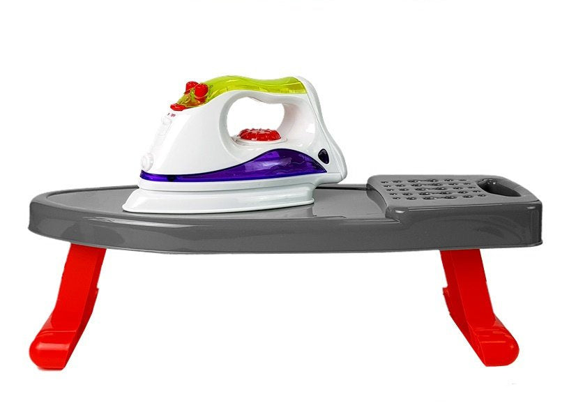 Dětská žehlička na baterie s žehlicí deskou a stojanem
