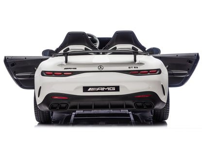 Elektrické autíčko Mercedes GT63 AMG 24V bílé – DK-GT63