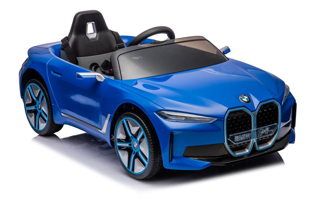 Elektrické auto BMW I4 – 4x4 pohon modré | BMW