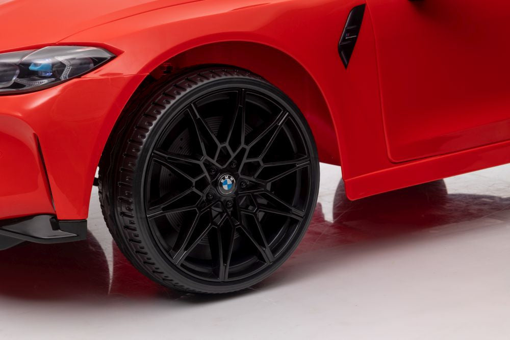 Elektrické auto BMW M4 – na akumulátor červené | BMW