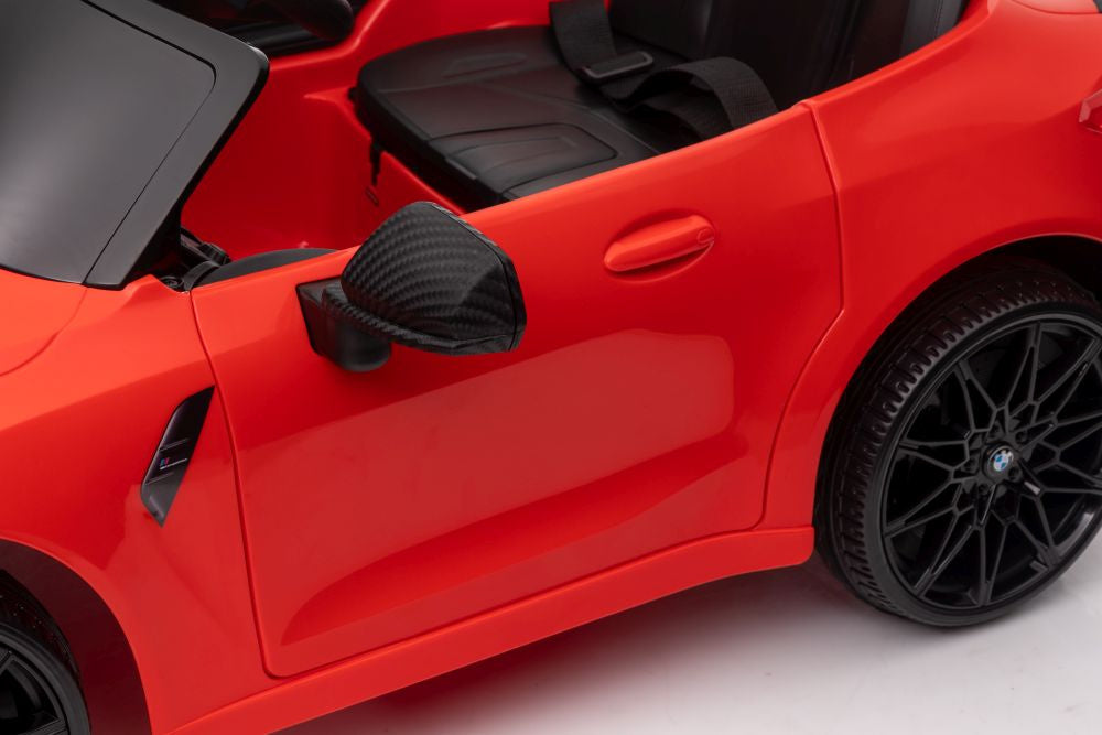 Elektrické auto BMW M4 – na akumulátor červené | BMW