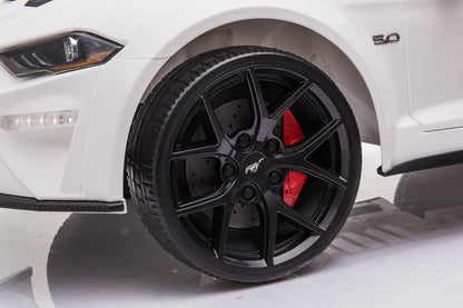 Elektrické auto Ford Mustang GT s driftem a dálkovým ovládáním bílé