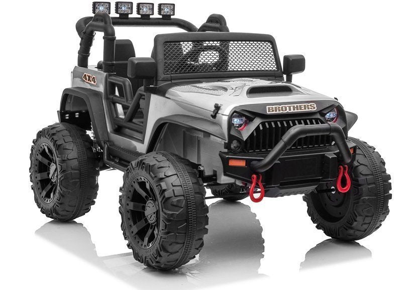 Elektrické auto Jeep JC666 na akumulator lakované stříbrné