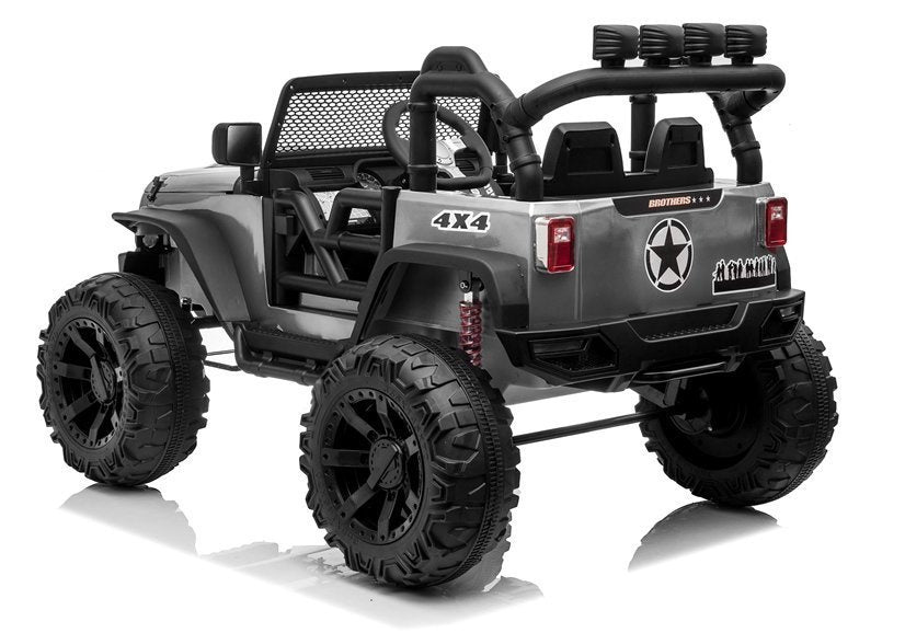 Elektrické auto Jeep JC666 na akumulator lakované stříbrné