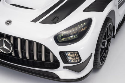 Elektrické auto Mercedes AMG GT3 s akumulátorem bílé