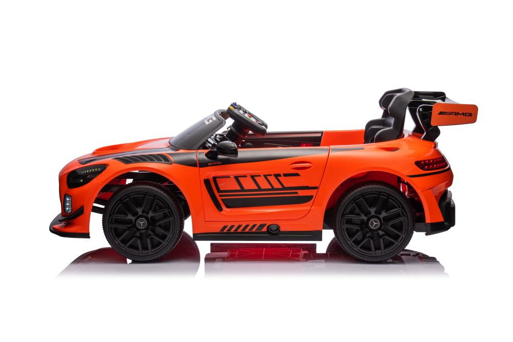 Elektrické auto Mercedes AMG GT3 s akumulátorem oranžové