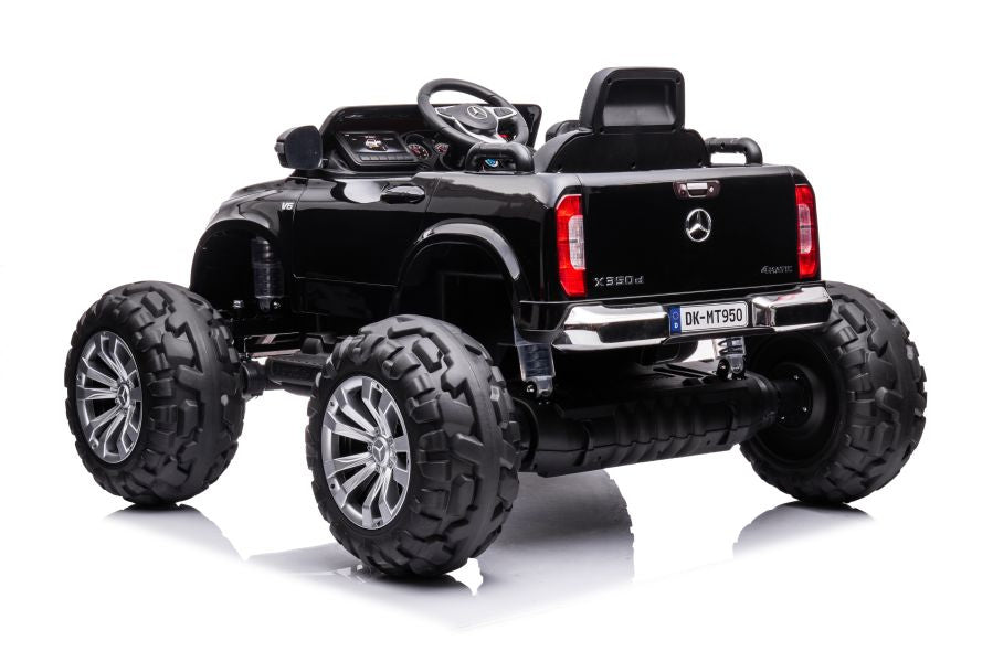 Elektrické auto Mercedes DK MT950 4x4 lakované černé