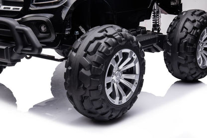 Elektrické auto Mercedes DK MT950 4x4 lakované černé