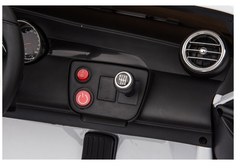Elektrické auto Mercedes GLC 63S dvoumístné s dálkovým ovládáním bílé