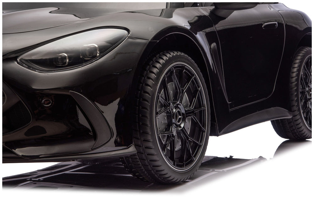 Elektrické auto Mercedes GT63 AMG 24V s tichým motorem – černé