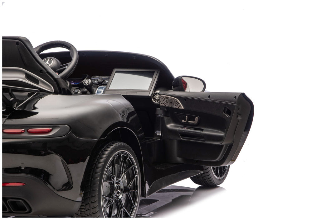 Elektrické auto Mercedes GT63 AMG 24V s tichým motorem – černé
