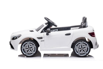 Elektrické auto Mercedes SLC 300 s akumulátorem bílé