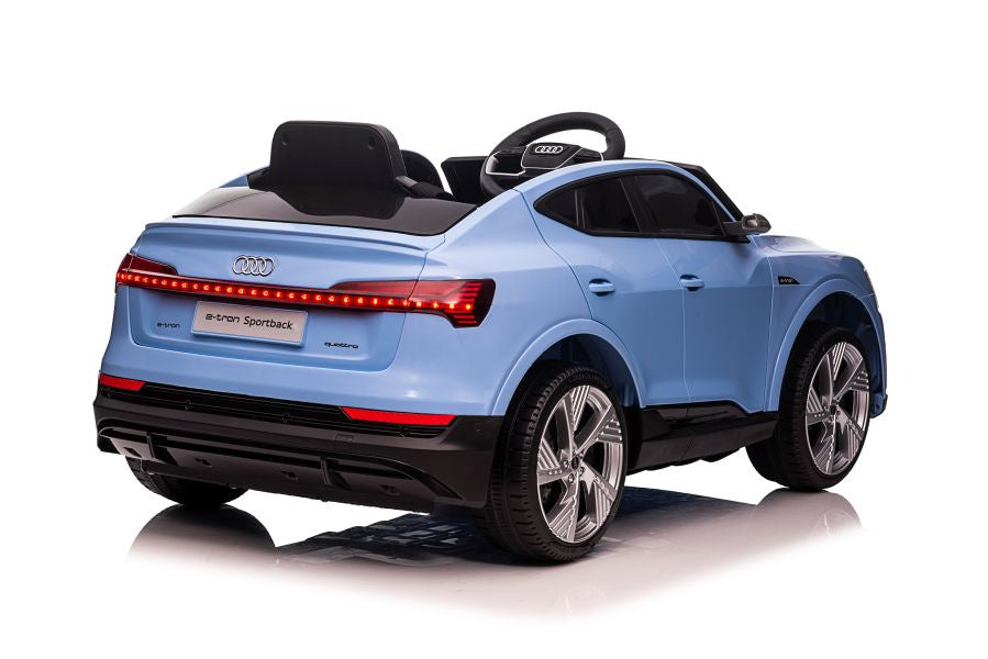 Elektrické auto na akumulátor Audi E Tron QLS 6688 modré