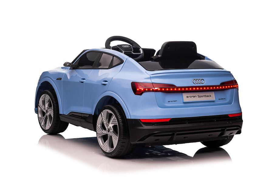 Elektrické auto na akumulátor Audi E Tron QLS 6688 modré