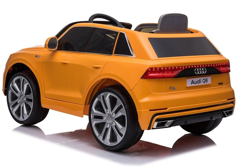 Elektrické auto na akumulator Audi Q8 s dálkovým ovládáním žluté