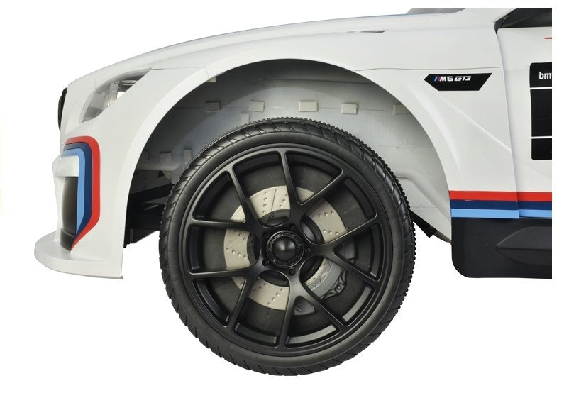 Elektrické auto na akumulátor BMW M6 GT3 s dálkovým ovládáním bílé