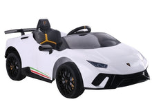 Elektrické auto na akumulator Lamborghini Huracan s pilotem bílé
