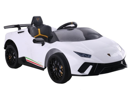 Elektrické auto na akumulator Lamborghini Huracan s pilotem bílé