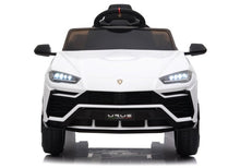 Elektrické auto na akumulátor Lamborghini Urus s pilotem bílé