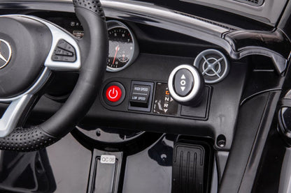 Elektrické auto na akumulátor Mercedes SLC 300 černé