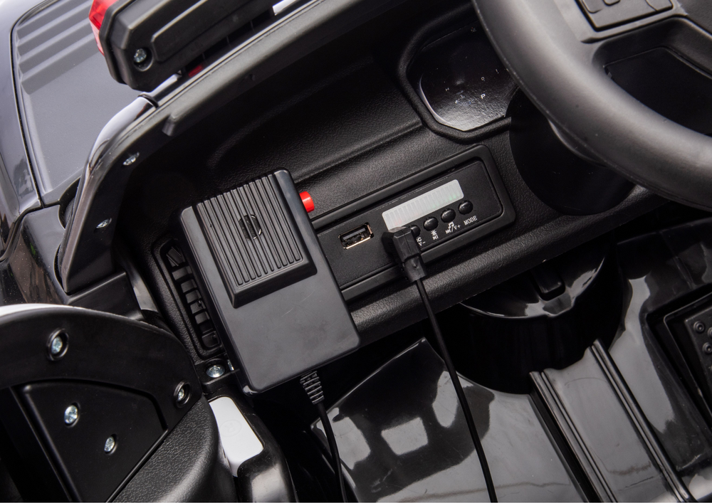 Elektrické auto na akumulátor policejní Dodge Ram černé