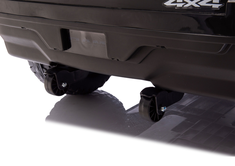 Elektrické auto na akumulátor policejní Dodge Ram černé